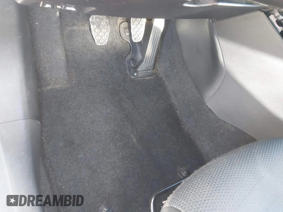 2016 Scion iA z VIN 3MYDLBZV6GY119076, wystawiony jako IAAI lot #41282871 z przebiegiem Nie podano mil oraz . Historia ofert i sprzedaży dostępna na DreamBid. Obrazek 16.