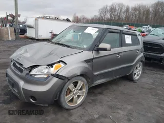 2011 Kia Soul + with VIN KNDJT2A28B7252161, listed as a IAAI auction lot 41908261 with 279,352 mi miles. Bid and sale history available at carsss.com. Image 17.