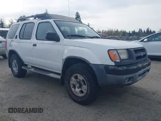 2000 Nissan Xterra XE with VIN 5N1ED28Y9YC603311, listed as a IAAI auction lot 42003162 with 255,237 mi miles. Bid and sale history available at carsss.com. Image 1.