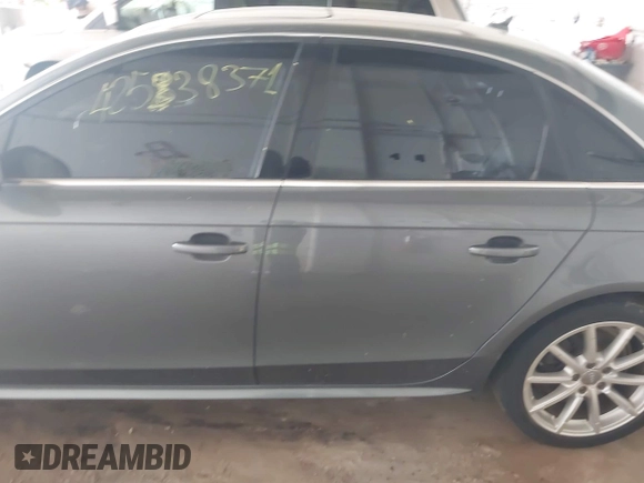 2014 Audi A4 Premium Plus z VIN WAUFFAFL5EN031364, wystawiony jako IAAI lot #42538371 z przebiegiem Nie podano mil oraz . Historia ofert i sprzedaży dostępna na DreamBid. Obrazek 14.