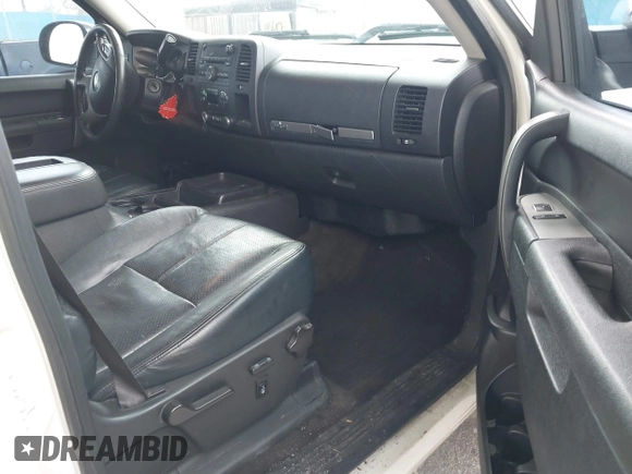 2013 Chevrolet Silverado 1500 LT with VIN 3GCPCSE06DG187949, listed as a IAAI auction lot 41799296 with 169,919 mi miles and . Bid and sale history available at DreamBid. Image 5.