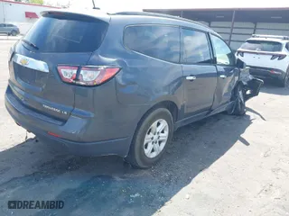 2014 Chevrolet Traverse LS with VIN 1GNKRFED8EJ101910, listed as a IAAI auction lot 41804653 with 184,763 mi miles. Bid and sale history available at carsss.com. Image 4.