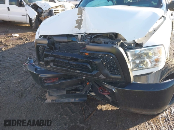 2018 Ram 2500 Tradesman with VIN 3C6UR4HL6JG125201, listed as a IAAI auction lot 41432329 with 181,247 mi miles. Bid and sale history available at carsss.com. Image 6.