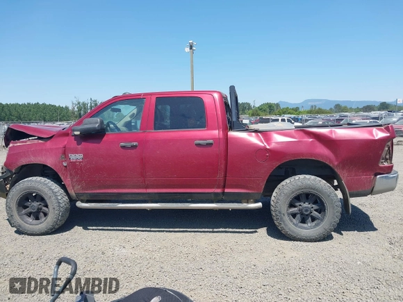 2011 Ram 2500 Big Horn z VIN 3D7UT2CL2BG523583, wystawiony jako IAAI lot #42407680 z przebiegiem 164 168 mil mil oraz . Historia ofert i sprzedaży dostępna na DreamBid. Obrazek 14.