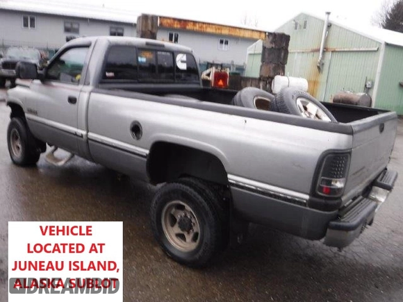 1994 Dodge 2500 with VIN 1B7KF26C8RS684267, listed as a Copart auction lot 48222705 with 175,551 mi miles and Salvage Title. Bid and sale history available at carsss.com. Image 2.