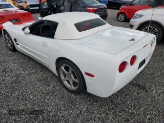 2000 Chevrolet Corvette with VIN 1G1YY32G3Y5104593, listed as a Copart auction lot 74254424 with 54,522 mi miles and Salvage Title. Bid and sale history available at carsss.com. Image 2.