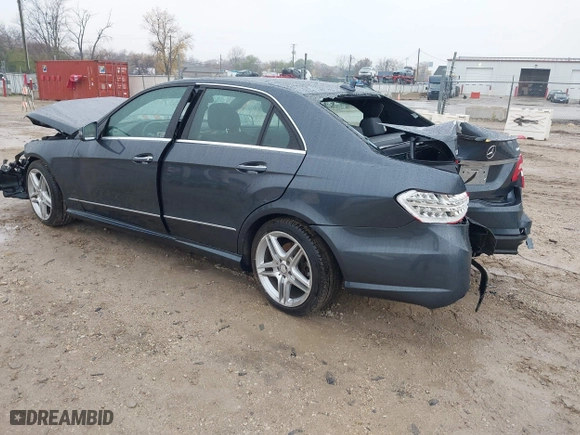 2013 Mercedes-Benz E-Class E 350 Luxury with VIN WDDHF8JB7DA766166, listed as a IAAI auction lot 40853067 with 46,049 mi miles. Bid and sale history available at carsss.com. Image 3.