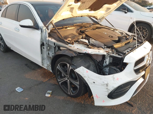 2022 Mercedes-Benz C 300 with VIN W1KAF4GBXNR039236, listed as a IAAI auction lot 41260787 with 20,658 mi miles and . Bid and sale history available at DreamBid. Image 6.