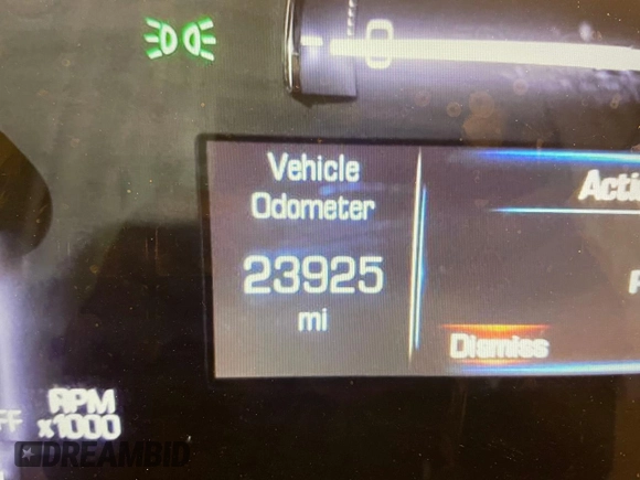 2019 Cadillac XT5 Premium Luxury AWD z VIN 1GYKNFRS2KZ251595, wystawiony jako Copart lot #56428045 z przebiegiem 23 925 mil mil oraz Szkoda całkowita • Salvage title. Historia ofert i sprzedaży dostępna na DreamBid. Obrazek 8.