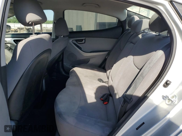 2016 Hyundai Elantra SE z VIN 5NPDH4AE3GH684146, wystawiony jako Copart lot #56224675 z przebiegiem 77 072 mil mil oraz Szkoda całkowita • Salvage title. Historia ofert i sprzedaży dostępna na DreamBid. Obrazek 10.