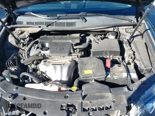 2014 Toyota Camry L with VIN 4T1BF1FK0EU732209, listed as a IAAI auction lot 40424721 with 200,271 mi miles. Bid and sale history available at carsss.com. Image 10.