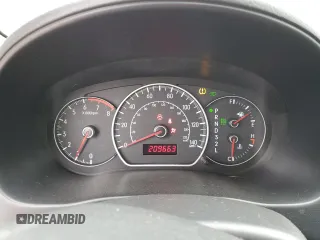 2007 Suzuki SX4 with VIN JS2YB413075100843, listed as a Copart auction lot 48932125 with 209,663 mi miles and Salvage Title. Bid and sale history available at carsss.com. Image 9.