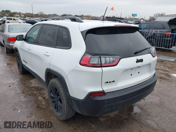 2023 Jeep Cherokee Altitude Lux with VIN 1C4PJMMB1PD110251, listed as a IAAI auction lot 41343772 with 33,182 mi miles. Bid and sale history available at carsss.com. Image 3.