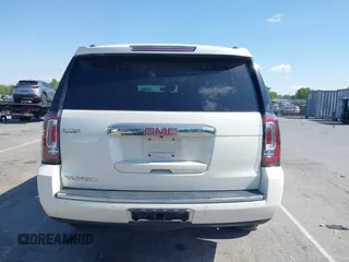 2015 GMC Yukon Denali with VIN 1GKS1CKJ3FR230797, listed as a IAAI auction lot 41977294 with 174,633 mi miles. Bid and sale history available at carsss.com. Image 16.