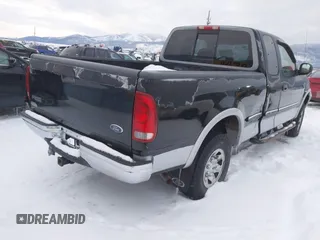 1998 Ford F-250 z VIN 2FTPX28L8WCB02569, wystawiony jako IAAI lot #41458634 z przebiegiem 195 384 mil mil oraz . Historia ofert i sprzedaży dostępna na DreamBid. Obrazek 4.