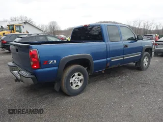 2004 Chevrolet Silverado 1500 with VIN 1GCEK19T84E183837, listed as a IAAI auction lot 41688933 with 268,647 mi miles and . Bid and sale history available at DreamBid. Image 4.