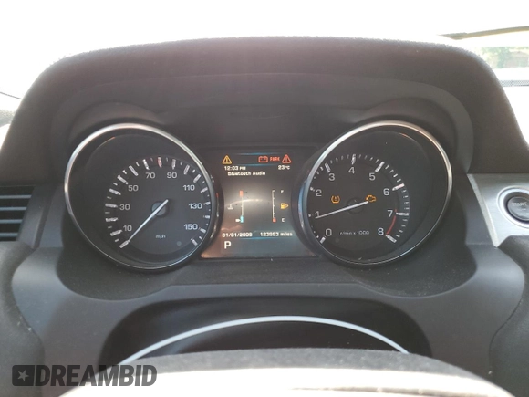 2013 Land Rover Range Rover Evoque Pure Plus with VIN SALVP2BG3DH813811, listed as a Copart auction lot 57593345 with 123,993 mi miles and Clean title. Bid and sale history available at DreamBid. Image 9.