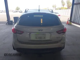 2014 Infiniti QX70 с VIN JN8CS1MWXEM413656, выставлен на аукционе IAAI как лот 42084546 с пробегом 102 913 миль миль и . История ставок и продаж доступна на DreamBid. Изображение 16.