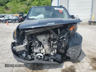 2018 Jeep Renegade Latitude with VIN ZACCJBBBXJPH52403, listed as a Copart auction lot 59636375 with 68,860 mi miles and Salvage title. Bid and sale history available at DreamBid. Image 5.