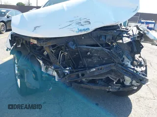 2018 Jeep Grand Cherokee Laredo E with VIN 1C4RJEAGXJC260645, listed as a IAAI auction lot 42002545 with Not provided miles and . Bid and sale history available at DreamBid. Image 6.