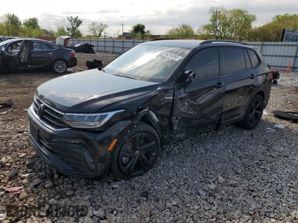 2024 Volkswagen Tiguan SE R-Line Black with VIN 3VV8B7AXXRM069081, listed as a Copart auction lot 56234265 with 14,019 mi miles and Salvage title. Bid and sale history available at DreamBid. Image 1.