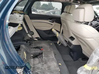 2019 Audi e-tron Prestige with VIN WA1VABGE3KB013620, listed as a Copart auction lot 61975913 with 25,369 mi miles. Bid and sale history available at carsss.com. Image 10.