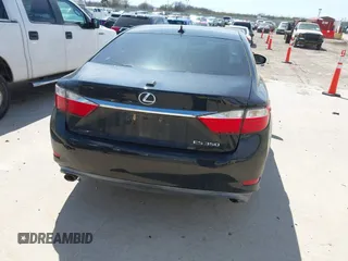 2013 Lexus ES 4dr Sdn with VIN JTHBK1GG4D2067124, listed as a IAAI auction lot 41668886 with 154,478 mi miles. Bid and sale history available at carsss.com. Image 17.