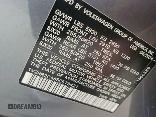 2024 Volkswagen Atlas SE with VIN 1V2HR2CA8RC579421, listed as a IAAI auction lot 42850666 with 18,926 mi miles and . Bid and sale history available at DreamBid. Image 2.