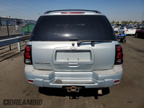 2007 Chevrolet TrailBlazer LS with VIN 1GNDT13S772262485, listed as a Copart auction lot 74128274 with 154,369 mi miles and Non Repairable. Bid and sale history available at carsss.com. Image 6.