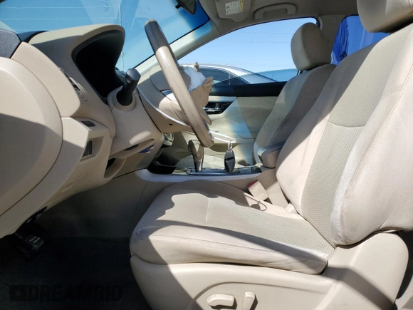 2014 Nissan Altima SL with VIN 1N4AL3AP9EN232475, listed as a Copart auction lot 52041125 with 86,717 mi miles and Salvage Title. Bid and sale history available at DreamBid. Image 7.