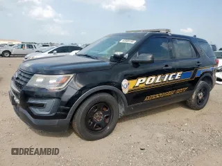 2017 Ford Police Interceptor Utility с VIN 1FM5K8AR0HGE02028, выставлен на аукционе Copart как лот 60900195 с пробегом 101 870 миль миль и Списание • Salvage title. История ставок и продаж доступна на DreamBid. Изображение 1.