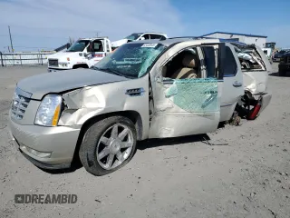 2011 Cadillac Escalade Premium z VIN 1GYS4CEF5BR138427, wystawiony jako Copart lot #53430845 z przebiegiem Nie podano mil oraz Szkody całkowita. Historia ofert i sprzedaży dostępna na DreamBid. Obrazek 1.