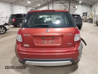 2009 Suzuki SX4 AWD z VIN JS2YB413295100359, wystawiony jako IAAI lot #40899442 z przebiegiem 109 919 mil mil oraz . Historia ofert i sprzedaży dostępna na DreamBid. Obrazek 16.