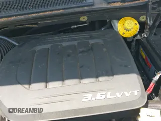 2015 Dodge Grand Caravan SXT Plus z VIN 2C4RDGCG6FR548578, wystawiony jako IAAI lot #42676583 z przebiegiem 145 490 mil mil oraz . Historia ofert i sprzedaży dostępna na DreamBid. Obrazek 19.