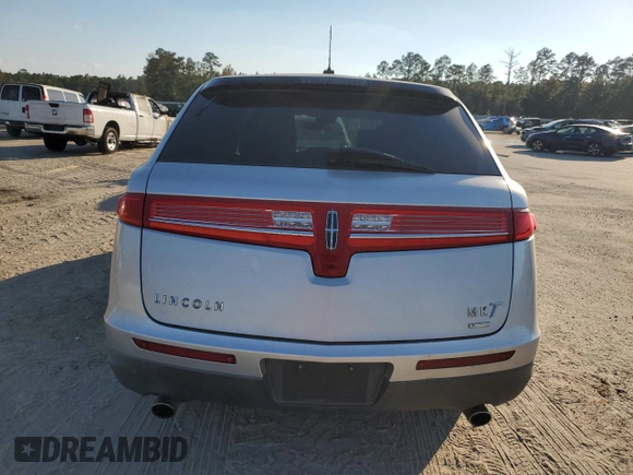 2010 Lincoln MKT EcoBoost with VIN 2LMHJ5AT1ABJ50284, listed as a Copart auction lot 77908304 with 213,850 mi miles and Clean Title. Bid and sale history available at DreamBid. Image 6.