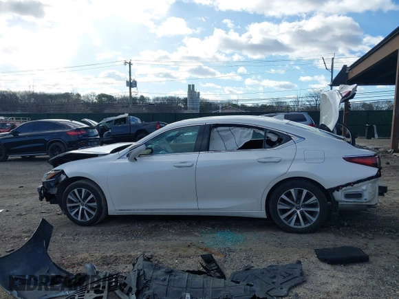 2019 Lexus ES 350 z VIN 58ABZ1B15KU046904, wystawiony jako IAAI lot #41585313 z przebiegiem 105 650 mil mil oraz . Historia ofert i sprzedaży dostępna na DreamBid. Obrazek 15.