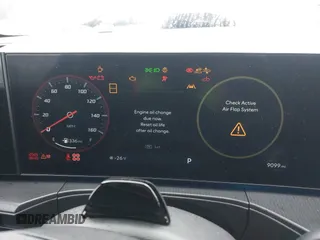 2024 Hyundai Santa Fe Calligraphy z VIN 5NMP5DG19RH009430, wystawiony jako IAAI lot #41195514 z przebiegiem 9 099 mil mil oraz . Historia ofert i sprzedaży dostępna na DreamBid. Obrazek 7.