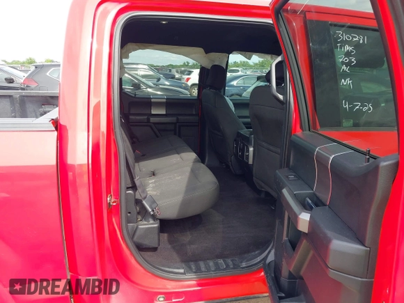 2016 Ford F-150 XL z VIN 1FTEW1CF4GKD17689, wystawiony jako IAAI lot #42225934 z przebiegiem 145 808 mil mil oraz . Historia ofert i sprzedaży dostępna na DreamBid. Obrazek 8.