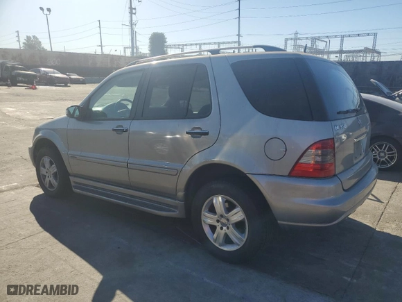 2005 Mercedes-Benz M-Class 3.7L with VIN 4JGAB57E05A561695, listed as a Copart auction lot 88772105 with 159,452 mi miles and Salvage Title. Bid and sale history available at carsss.com. Image 2.