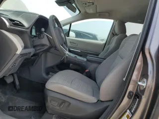 2023 Toyota Sienna LE z VIN 5TDKRKEC8PS156095, wystawiony jako Copart lot #60331685 z przebiegiem 52 968 mil mil oraz Szkoda całkowita • Salvage title. Historia ofert i sprzedaży dostępna na DreamBid. Obrazek 7.