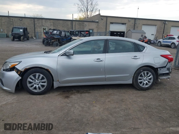 2016 Nissan Altima S z VIN 1N4AL3APXGN331521, wystawiony jako IAAI lot #42044462 z przebiegiem 119 130 mil mil oraz . Historia ofert i sprzedaży dostępna na DreamBid. Obrazek 14.