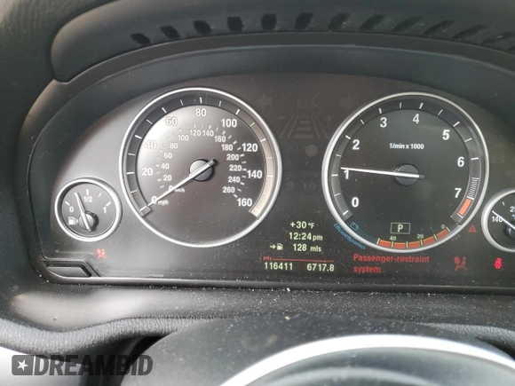 2013 BMW X3 xDrive28i with VIN 5UXWX9C55D0A18437, listed as a Copart auction lot 43840045 with 116,411 mi miles and Salvage Title. Bid and sale history available at carsss.com. Image 9.