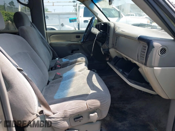 2002 Chevrolet Tahoe LS with VIN 1GNEC13Z22R173568, listed as a IAAI auction lot 42477491 with 277,090 mi miles and . Bid and sale history available at DreamBid. Image 5.