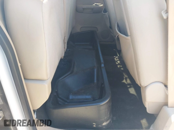2009 GMC Sierra 1500 SLE with VIN 1GTEK29089Z267703, listed as a IAAI auction lot 41811975 with 250,825 mi miles and . Bid and sale history available at DreamBid. Image 8.