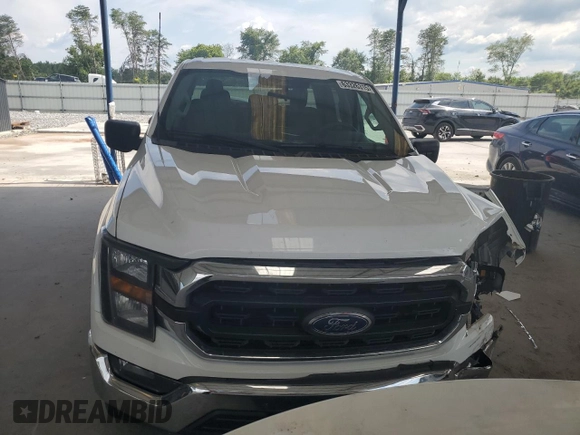 2023 Ford F-150 XL z VIN 1FTEW1C8XPKD33994, wystawiony jako Copart lot #63326315 z przebiegiem 55 593 mil mil oraz Szkoda całkowita • Salvage title. Historia ofert i sprzedaży dostępna na DreamBid. Obrazek 5.