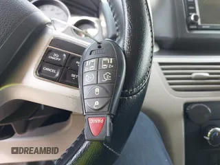 2012 Volkswagen Routan SE z VIN 2C4RVABG0CR193964, wystawiony jako IAAI lot #42122834 z przebiegiem 185 389 mil mil oraz . Historia ofert i sprzedaży dostępna na DreamBid. Obrazek 11.