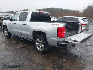 2014 Chevrolet Silverado 1500 LT with VIN 3GCUKREC1EG226540, listed as a IAAI auction lot 41527522 with 177,892 mi miles. Bid and sale history available at carsss.com. Image 3.