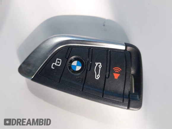 2021 BMW 3 Series 330e with VIN 3MW5P7J02M8C14862, listed as a IAAI auction lot 41154164 with 1 mi miles. Bid and sale history available at carsss.com. Image 11.
