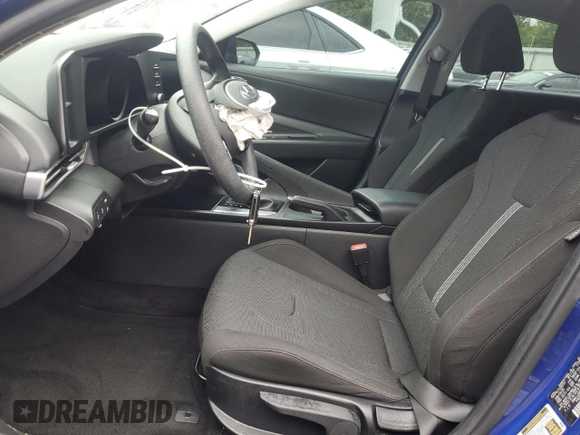 2023 Hyundai Elantra SE with VIN KMHLL4AG8PU610086, listed as a Copart auction lot 61338245 with 17,896 mi miles and Salvage title. Bid and sale history available at DreamBid. Image 7.