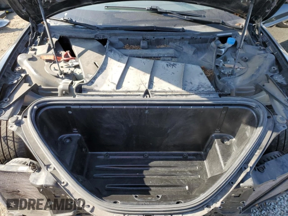 2016 Tesla Model S 90D with VIN 5YJSA1E20GF169954, listed as a Copart auction lot 61974475 with 124,560 mi miles and Salvage title. Bid and sale history available at DreamBid. Image 11.